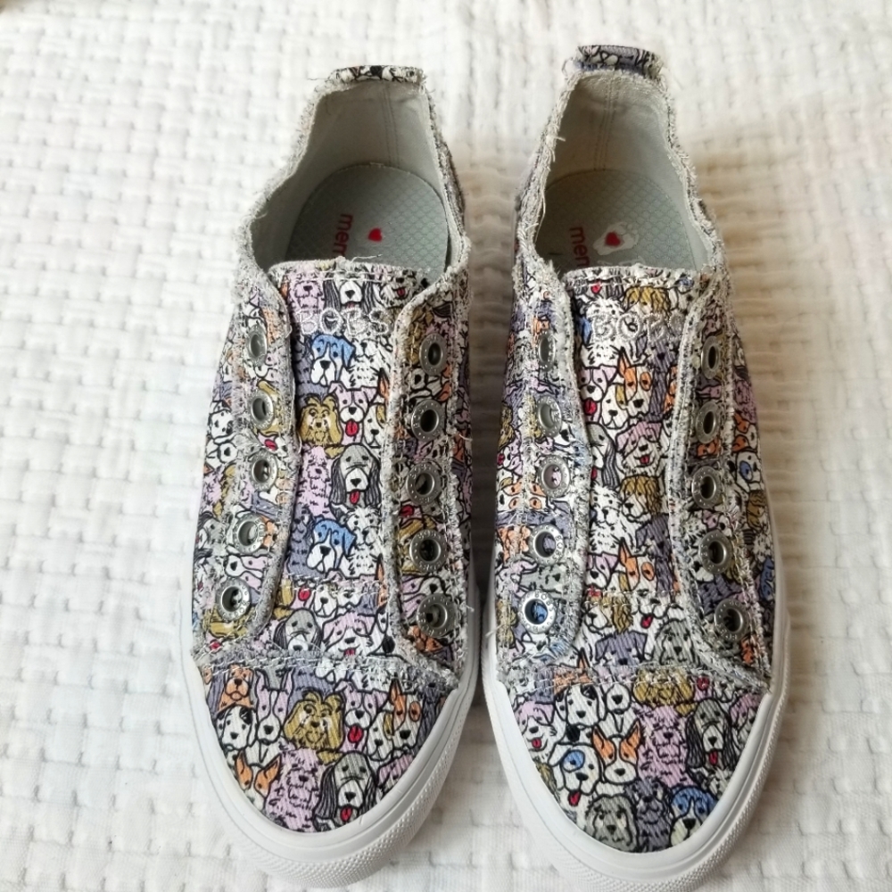 Bob from Skechers B Free Mutt Melody Design Sneakers NWOT